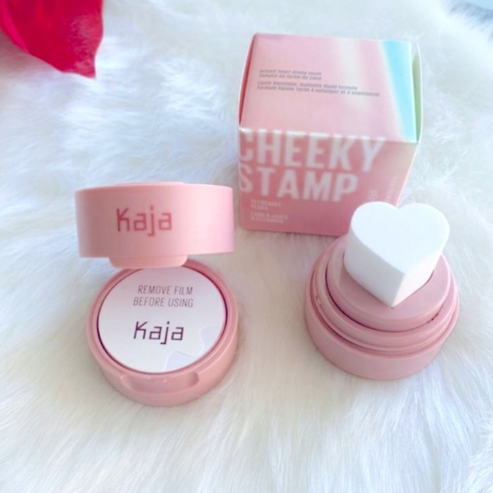 Kaja Cheeky Heart Stamp Blendable Blush